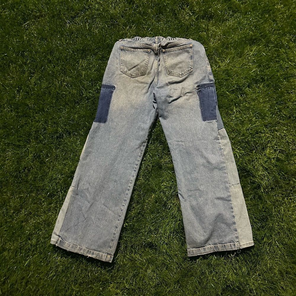 Blue denim jeans with patchwork. 

Sweaters•Hoodies•Pants•Shirts•Shoes•Tops